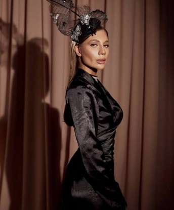 Утонченная блондинка с горячим темпераментом ждет встречи с почитателем женской красоты. Позволь себе расслабиться и испытать океан наслаждения в моей компании! 1562, 22 года